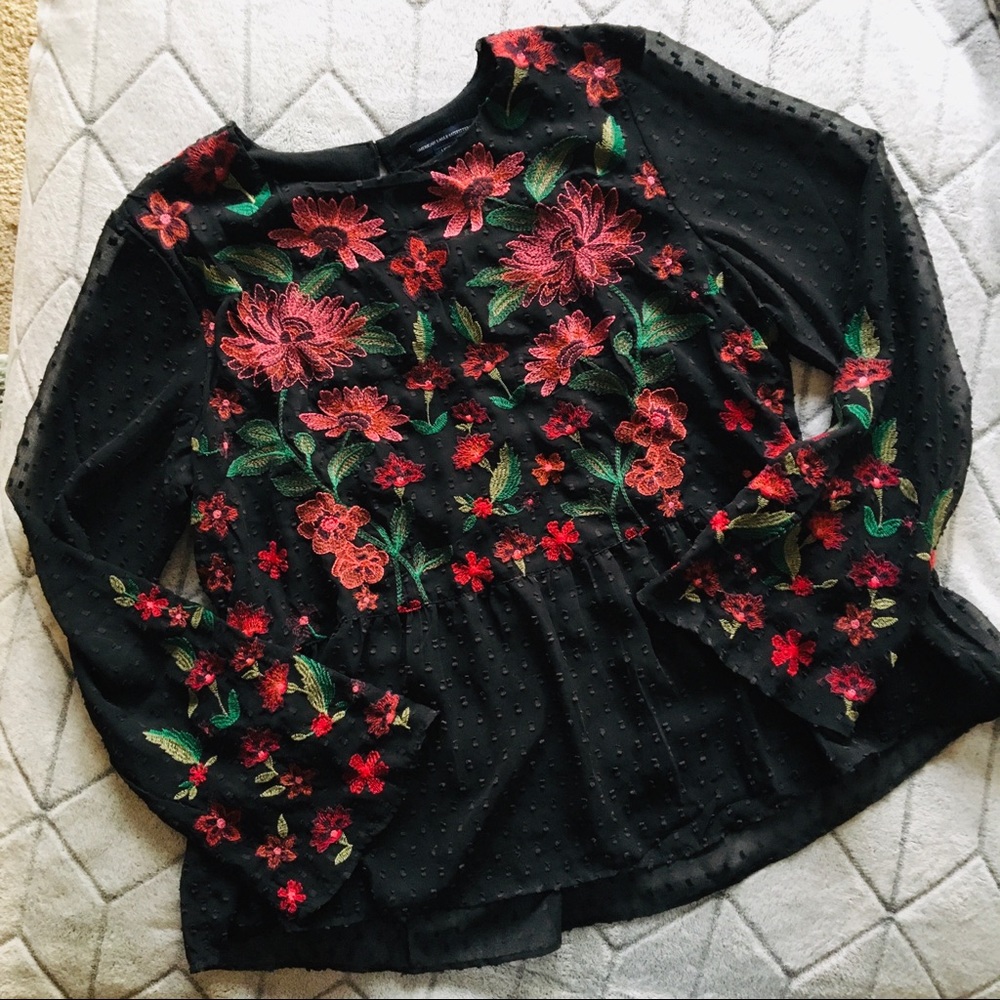 American Eagle Embroidered Floral Top